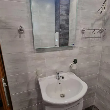 бутикови емона شقة