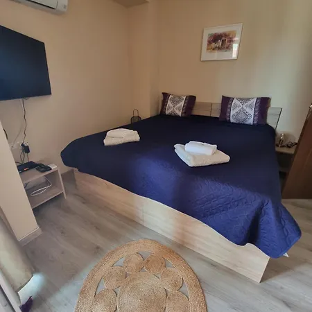 бутикови емона