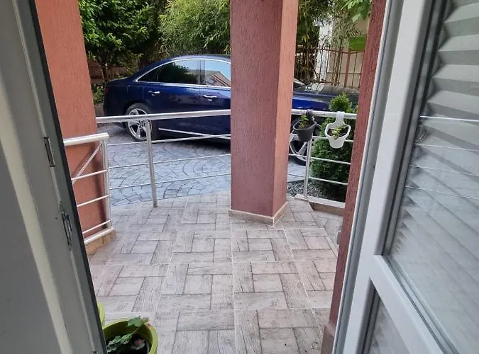 бутикови емона Apartamento *