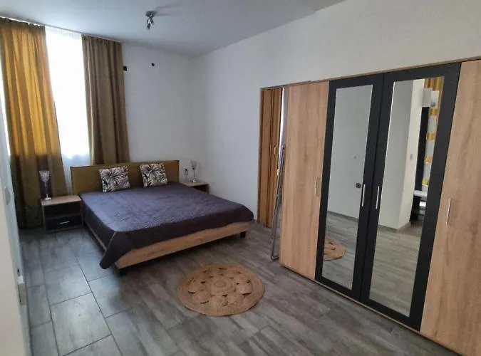 бутикови емона 公寓