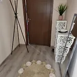 Apartment бутикови емона *