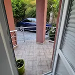 бутикови емона Apartament *