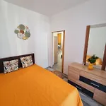 Apartment бутикови емона