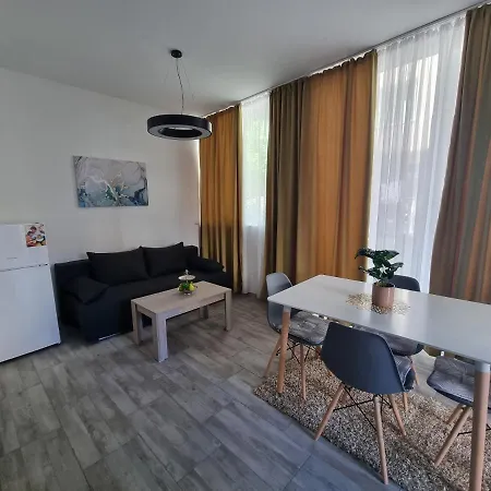 бутикови емона Appartement Ravda