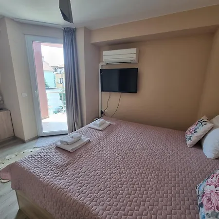 бутикови емона