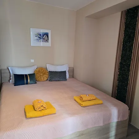 бутикови емона Apartament Ravda