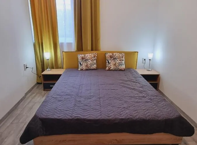 бутикови емона * 拉夫达